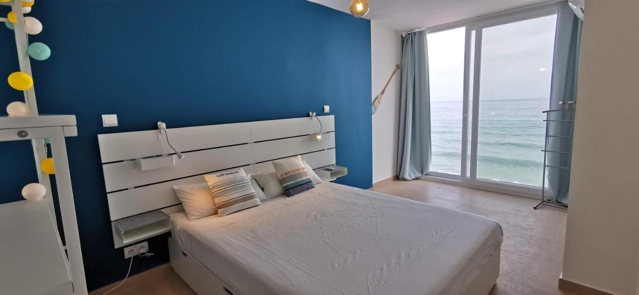 La Perla Cruise Apartment On Private Beach, Modern With Aircon & Wifi 베날마데나코스타 외부 사진